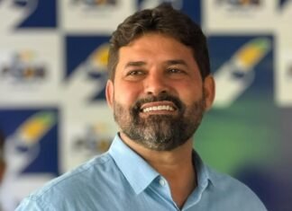 JUIZ DETERMINA CASSAÇÃO DE PREFEITO E VICE-PREFEITO DE EXU POR ABUSO DE PODER POLÍTICO