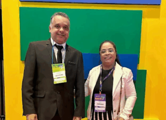 HELBINHA RODRIGUES E ALLAN GALDINO, PARTICIPAM DA 25ª MARCHA DOS PREFEITOS EM BRASÍLIA, REPRESENTADO TRINDADE.