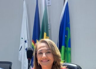 Vereadora Ângela de Tião, defende projeto de lei PAZ NA ESCOLA.