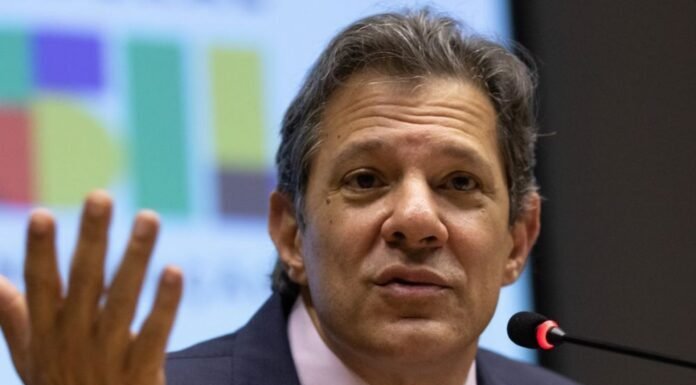 Haddad reúne-se com secretário do Tesouro de Trump em meio a tarifas
