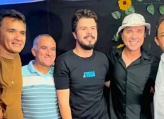 Flávio Leandro retorna ao Beco do Forró após três anos e emociona público em Araripina