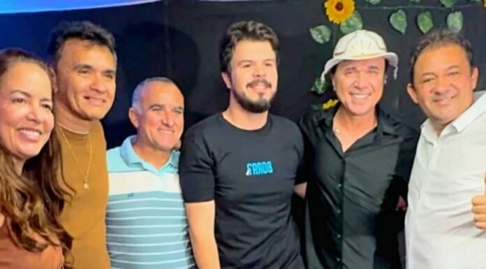 Flávio Leandro retorna ao Beco do Forró após três anos e emociona público em Araripina