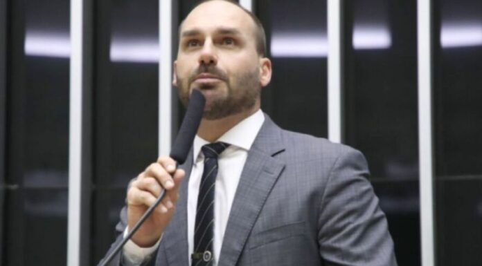 Eduardo Bolsonaro: ‘Investigação por golpe é jogo de cartas para me tirar das eleições de 2026’