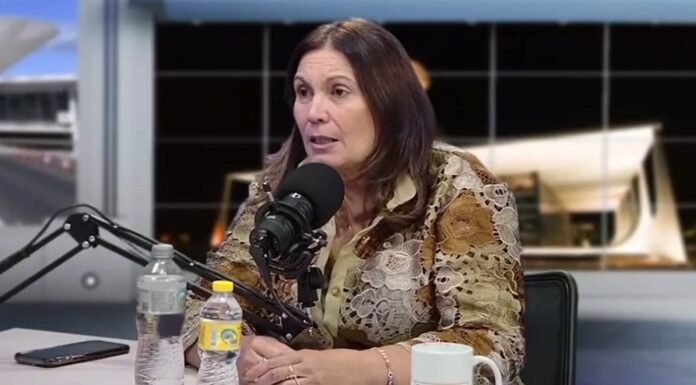 “Acredito em milagres”, diz Bia Kicis, sobre reverter a inelegibilidade de Jair Bolsonaro