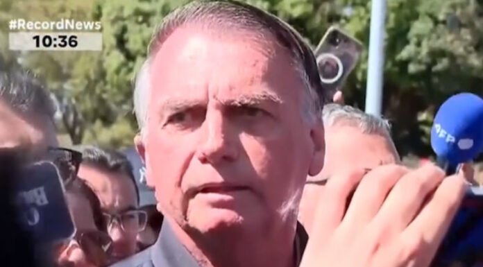 Bolsonaro critica operação da PF e chama medidas de “suprema humilhação”