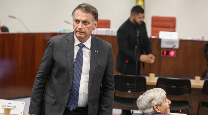 PGR pede condenação de Bolsonaro e mais 7 réus por golpe de Estado