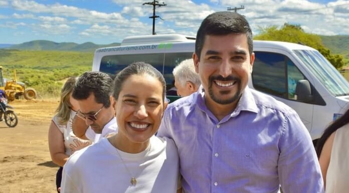 Governadora Raquel Lyra autoriza recuperação da PE-585 a pedido do prefeito de Ipubi, João Marcos.