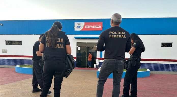 Polícia Federal investiga desvio de R$ 50 milhões da educação