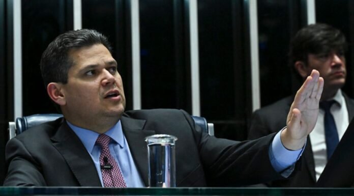 Sem impeachment de Moraes: regimento do Senado dá respaldo a Davi