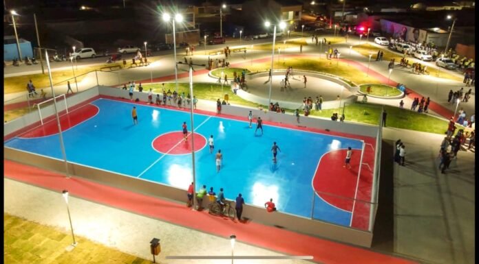 Prefeitura de Araripina entrega nova praça e quadra para o Residencial Nossa Senhora da Conceição