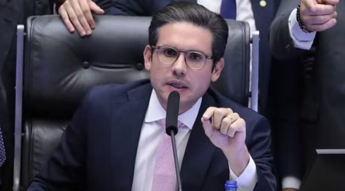 Motta convoca reunião nesta quarta para debater anistia a golpistas