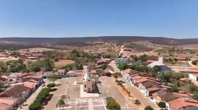 Histórico: prefeito Evilásio Mateus garante telefonia móvel 5G para o distrito de Bom Jardim do Araripe