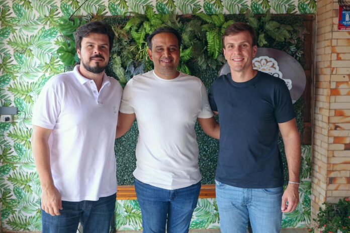 WhatsApp Image 2025-10-24 at 18.01.32