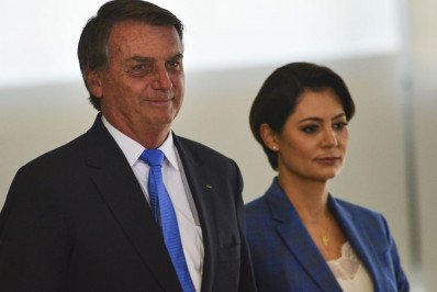 Moraes autoriza visita de Michelle a Bolsonaro na PF