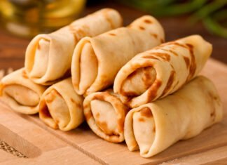 Panqueca caseira fácil com apenas 2 ingredientes; confira a receita