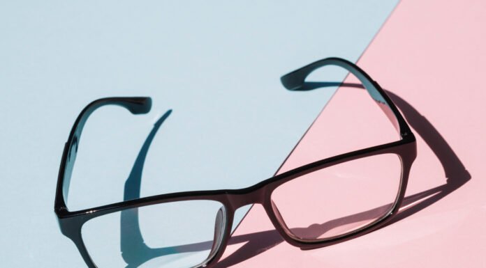 Estratégias Inovadoras para Retardar a Progressão da Miopia em Jovens