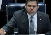 Parlamentares Requerem Anulação de Votação na CPMI do INSS e Acusam Fraude