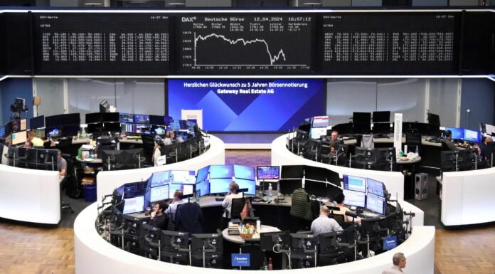 Mercados Europeus Encerram em Queda Após Sessão Volátil