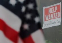 Aumento dos Pedidos de Auxílio-Desemprego nos EUA: Análise da Situação Atual