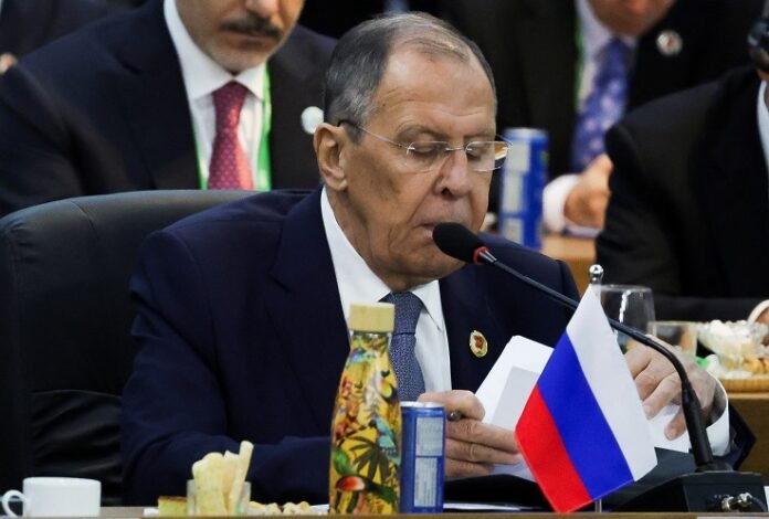 2024-11-19T143839Z_1_LYNXMPEKAI0NO_RTROPTP_4_UCRANIA-CRISE-LAVROV-NUCLEAR