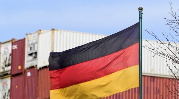 Crescimento das Encomendas Industriais na Alemanha: Um Sinal de Recuperação