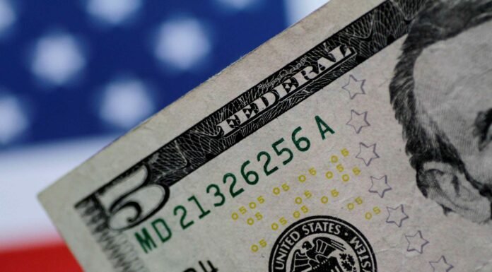 Incertezas Tarifárias Impactam o Dólar e Fortalecem Ativos Asiáticos