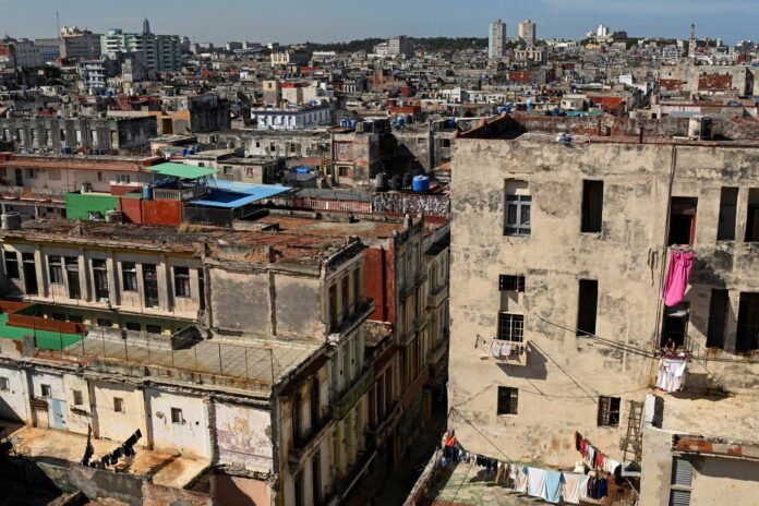 2026-01-11T172230Z_124600073_RC23ZIAY9BP2_RTRMADP_3_USA-TRUMP-CUBA