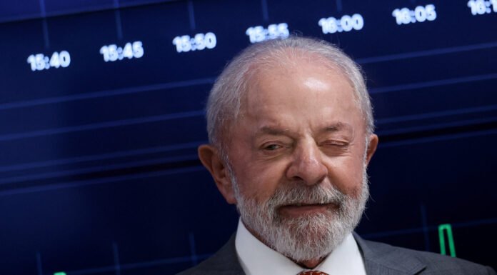 Lula Expressa Confiança na Reeleição e Destaca a Importância da Democracia no Brasil