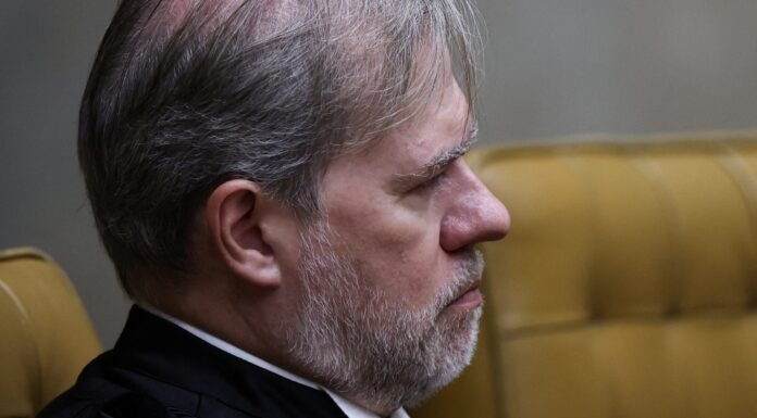 Ministro Toffoli se Afasta da Relatoria do Caso Banco Master no STF