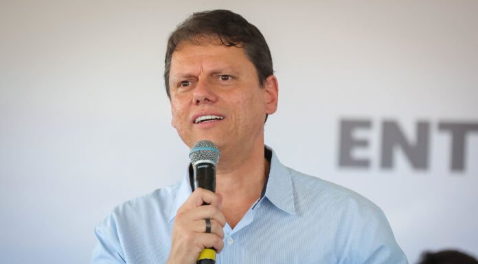 Tarcísio de Freitas e a Busca por Harmonia na Composição da Chapa Eleitoral