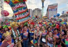 Prefeita Juliana de Chaparral Proporciona Dia de Alegria para Idosos de Casinhas no Galo da Madrugada