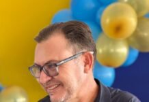 Prefeito Zé Roberto Proporciona Reajuste Salarial Atraente para Professores de Ferreiros