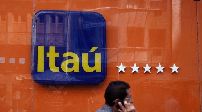 Itaú Unibanco Registra Resultados Sólidos e Ações Disparam Após Lucro Recorde
