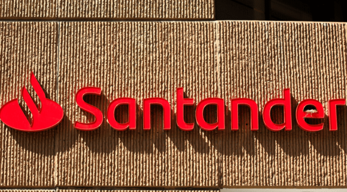 Santander Brasil Registra Lucro de R$ 4,1 Bilhões no Quarto Trimestre de 2025