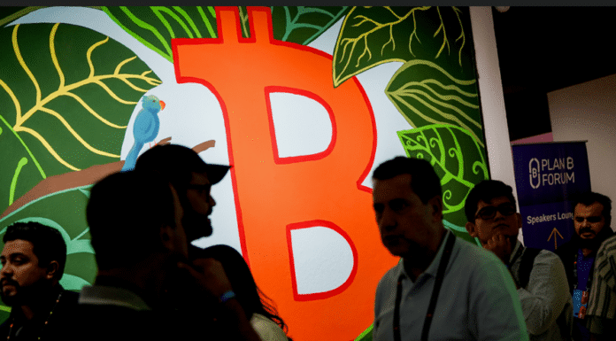 Bitcoin Abaixo de US$ 70 Mil: O Sentimento de Aversão ao Risco no Mercado