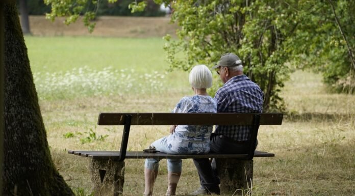 Justiça Determina Ressarcimento a Idosos Lesados por Golpe Milionário Envolvendo Itaú e PicPay