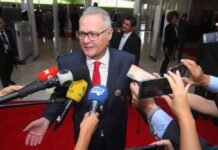 Calheiros Defende Depoimento de Vorcaro em Investigação do Master