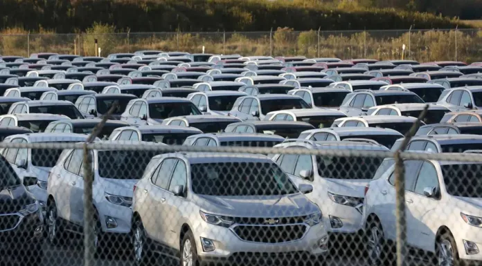 Emplacamentos de Veículos no Brasil Sofrem Queda em Janeiro de 2026