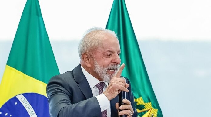 Lula Celebra Vitória de António Seguro nas Eleições Portuguesas