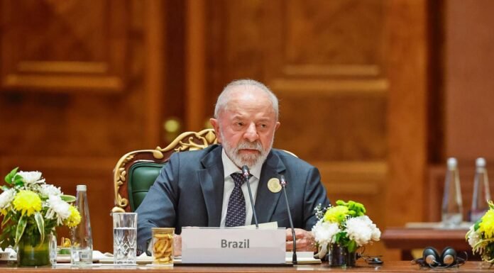 Lula defende a paz global e a cooperação entre nações em visita à Índia