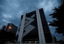 Destaques da Semana: Lucro do Banco do Brasil, Inflação Controlada e Desafios no Setor de Papel e Celulose