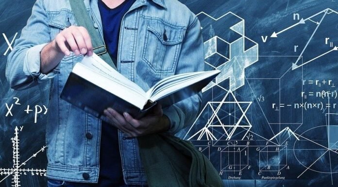 Censo Escolar Revela Queda Histórica nas Matrículas do Ensino Médio no Brasil