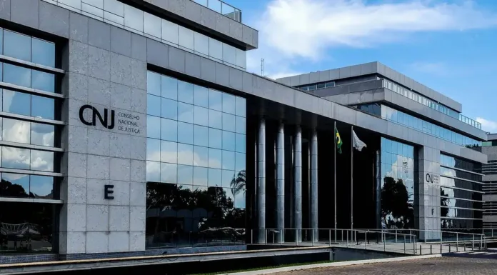 Investigação sobre Depósitos Bilionários no BRB: Corregedoria Intima Tribunais a Esclarecer