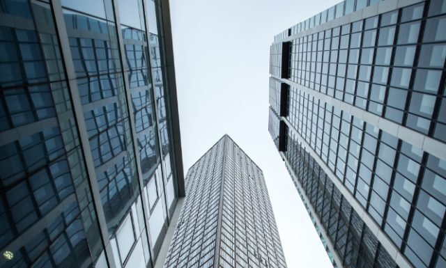 XP Log (XPLG11) Inova Regulamento e Avalia Consolidação na Gestora