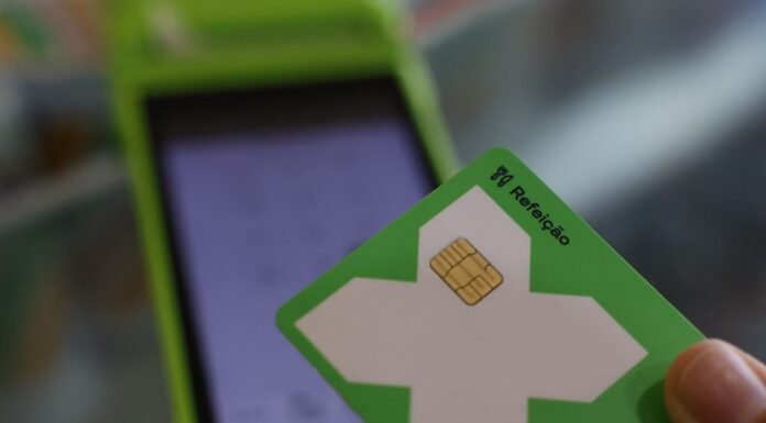 Governo busca derrubar liminares que protegem empresas de vale-refeição contra novas regras