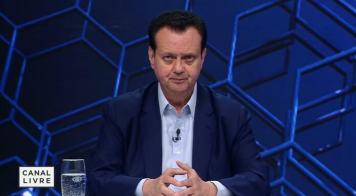 Kassab Reitera Compromisso com Voto Distrital e Critica Sistema Atual