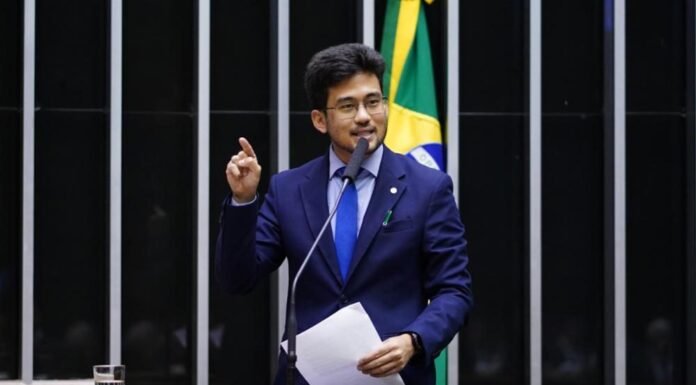 Justiça de SP Confirma Condenação de Influenciador por Ofensas a Kim Kataguiri