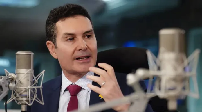 Governo Destina R$ 16 Bilhões do FGTS para Mobilidade e Saneamento