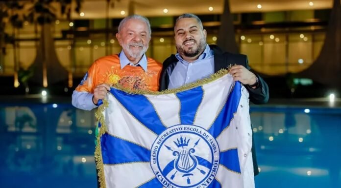 PT Orienta Militantes a Evitar Manifestações Eleitorais Durante Desfile em Homenagem a Lula