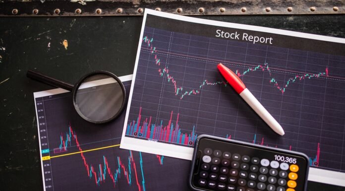 Desvendando o Mercado Financeiro: O Impacto das Expectativas sobre as Decisões dos Investidores